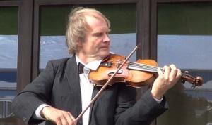 Alexander Dubach, violinist